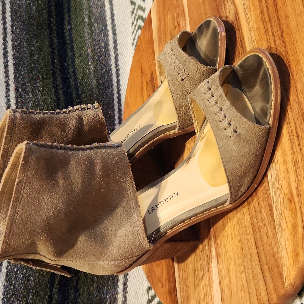 Chinese Laundry Taupe Suede Block Heels